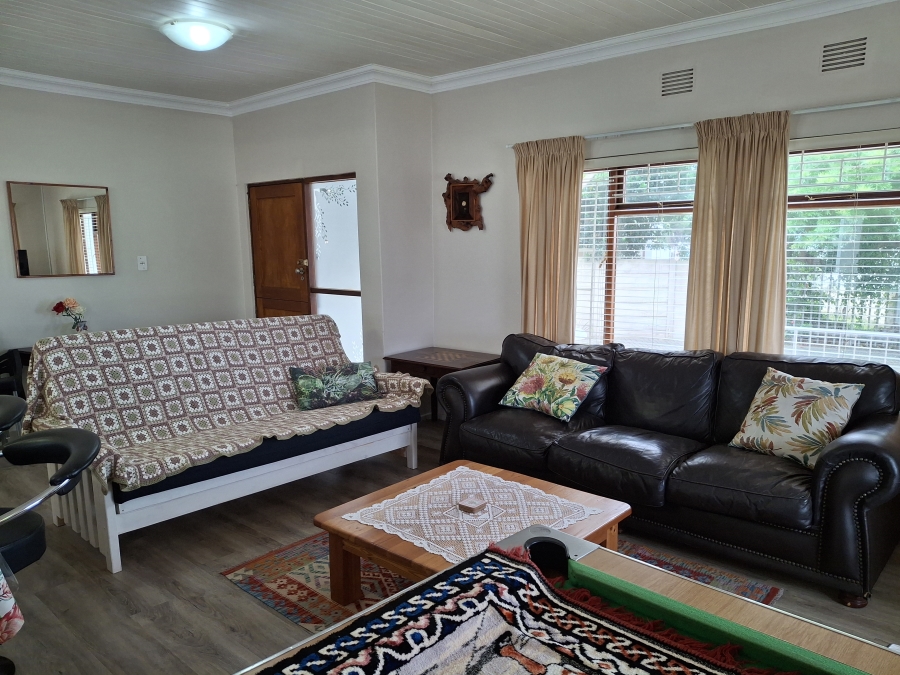 5 Bedroom Property for Sale in Hartenbos Central Western Cape